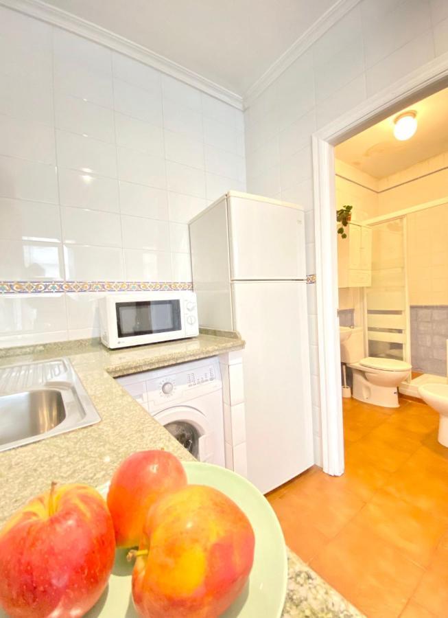 Comfortable Studio Old Town, Parking Optional Sevilla Exterior foto